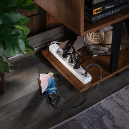CyberPower 6 Outlet Surge Strip With USB