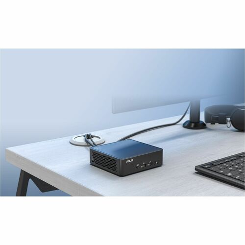 Asus - Nuc - RNUC15CRKC500001 CYBER CANYON CORE 5 MULTI 5 NC/NR