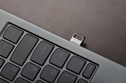 Kingston Technology DataTraveler 256GB Micro 200MB/s Metal USB 3.2 Gen 1