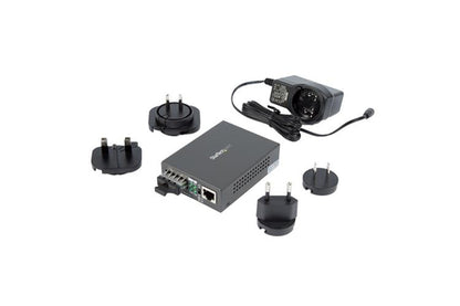 StarTech.com Multimode (MM) SC Fiber Media Converter for 10/100/1000 Network - 550m Range - Gigabit Ethernet - 850nm - Full Duplex