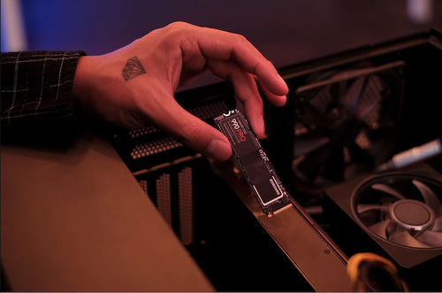 Samsung 990 PRO 4 TB M.2 PCI Express 4.0 NVMe V-NAND TLC