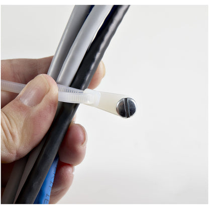 StarTech.com 4"(10cm) Cable Ties with Mounting Hole - 1/16"(2mm) wide, 7/8"(24mm) Bundle Dia. 18lb(8kg) Tensile Strength, Nylon 66 Self Locking Ties w/Screw Hole, UL Listed, 100 Pack