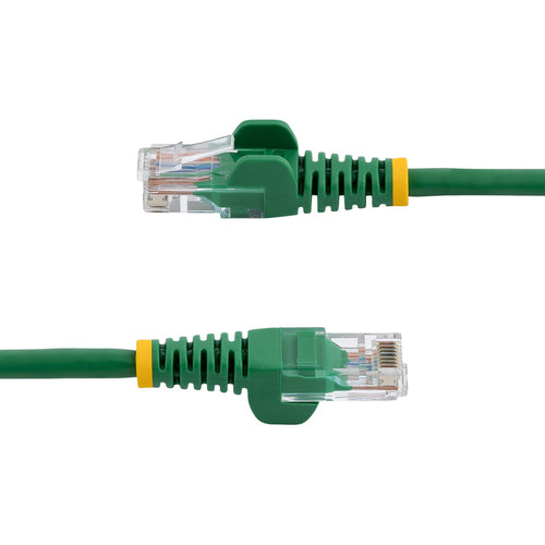 StarTech.com Cat5e patch cable with snagless RJ45 connectors – 5 ft, green